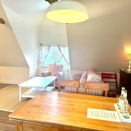 Altes Standesamt Grosse Апартаменты *