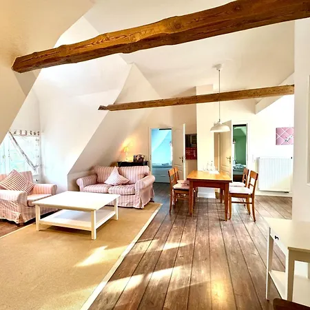 Altes Standesamt Grosse * Oldsum